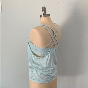 Athleta women’s mint green workout tank with bra